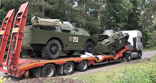 Перевозка военной техники по всему Крыму и Севастополю